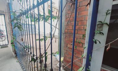 VENDO CASA EN SANTIAGO DE SURCO OPORTUNIDAD PARA INVERSIONISTAS