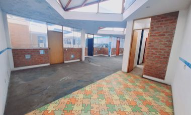 VENDO CASA EN SANTIAGO DE SURCO OPORTUNIDAD PARA INVERSIONISTAS