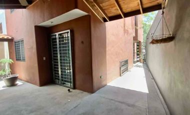 CASA EN VENTA EN PRIVADAS DE ANÁHUAC, ESCOBEDO, NL