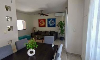 CASA EN VENTA EN PRIVADAS DE ANÁHUAC, ESCOBEDO, NL