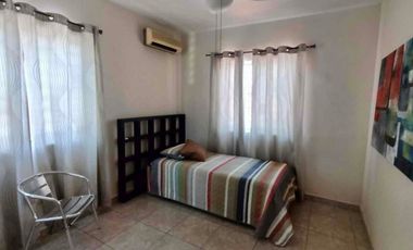 CASA EN VENTA EN PRIVADAS DE ANÁHUAC, ESCOBEDO, NL