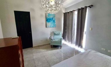 CASA EN VENTA EN PRIVADAS DE ANÁHUAC, ESCOBEDO, NL