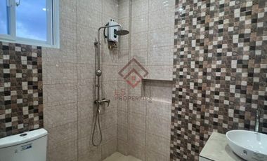 FOR SALE 3-Storey 8 Bedroom House in Ayala Alabang Village, Muntinlupa - SH126