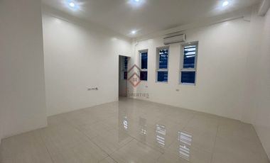 FOR SALE 3-Storey 8 Bedroom House in Ayala Alabang Village, Muntinlupa - SH126