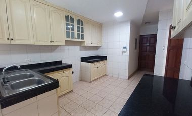 Departamento Amplio en Venta en Chacarilla del Estanque – San Borja
