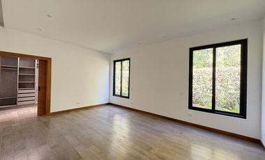 VENDO HERMOSA CASA UNA SOLA PLANTA EN CONJUNTO VIA A ARRAYANES, PUEMBO