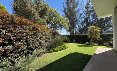 VENDO HERMOSA CASA UNA SOLA PLANTA EN CONJUNTO VIA A ARRAYANES, PUEMBO