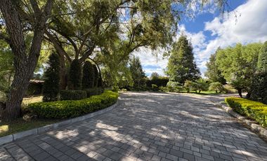 VENDO HERMOSA CASA UNA SOLA PLANTA EN CONJUNTO VIA A ARRAYANES, PUEMBO