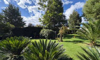VENDO HERMOSA CASA UNA SOLA PLANTA EN CONJUNTO VIA A ARRAYANES, PUEMBO