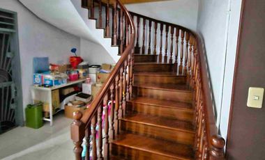 Dijual Cepat! Rumah Timur Baru Satu Medan – Siap Huni, Harga Nego!