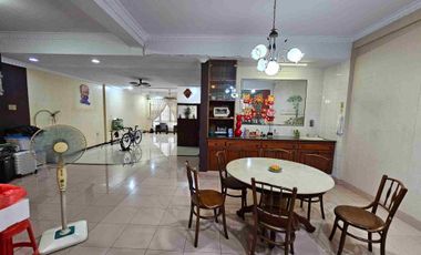 Dijual Cepat! Rumah Timur Baru Satu Medan – Siap Huni, Harga Nego!