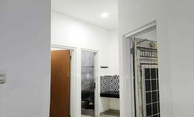 Sewa Rumah Dekat TIP TOP Ciputat, Pool Bus Way Ciputat, RS Sari Asih Ciputat, Pasar Ciputat, Gerbang Tol Pamulang