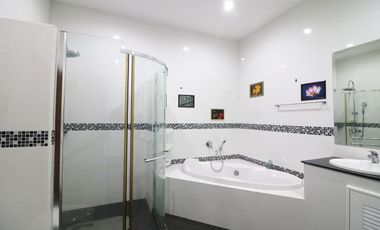 For Sale: 3 Bedroom, 2 Bathroom Modern Home On Large Corner Block In Udon Thani, Thailand