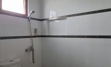 Rumah Mewah 2 Lantai dalam Perumahan Lokasi Dekat Kampus UPN di Babarsari Depok Sleman