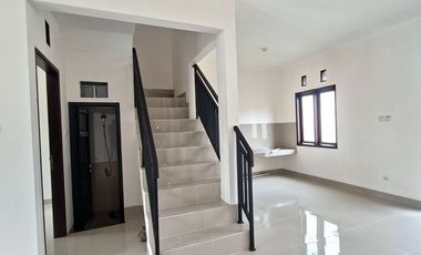 BEST SELLER Rumah Cantik Lingkungan Nyaman di Margahayu Raya Metro Soekarno Hatta Buahbatu Bandung dijual
