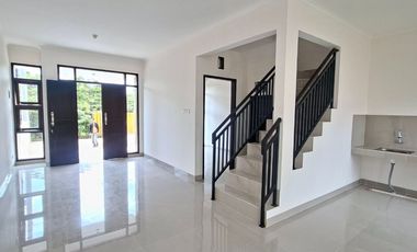 BEST SELLER Rumah Cantik Lingkungan Nyaman di Margahayu Raya Metro Soekarno Hatta Buahbatu Bandung dijual