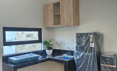 Harga Nego, Rumah 2 lantai Dekat UGM Jogja  ; Akses Kaliurang Mobil