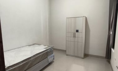 Harga Nego, Rumah 2 lantai Dekat UGM Jogja  ; Akses Kaliurang Mobil