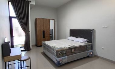 Harga Nego, Rumah 2 lantai Dekat UGM Jogja  ; Akses Kaliurang Mobil