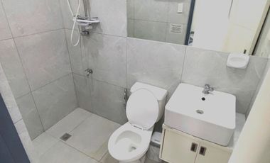 SSSSU14 New High-Tech Condo Apartment Swimming Pool Prime Location SM Angeles City