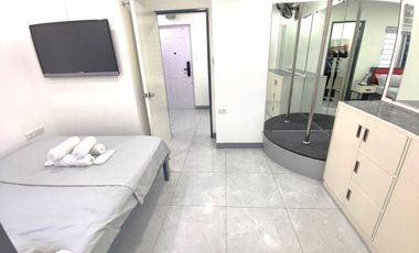 SSSSU14 New High-Tech Condo Apartment Swimming Pool Prime Location SM Angeles City