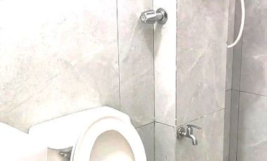 SSSSU4 New High-Tech Condo Apartment Swimming Pool Prime Location SM Angeles City