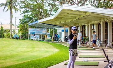 Serene 2-Bedroom Golf Villa with Lifetime Country Club Membership in Silang