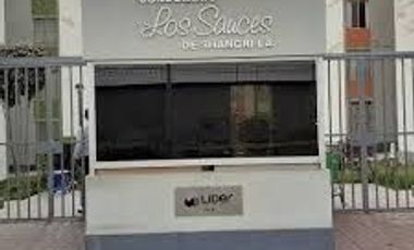 VENTA DE DPTO EN CONDOMINIO LOS SAUCES DE PUENTE PIEDRA/INCLUYE COCHERA