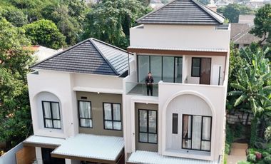 Rumah Mewah 2 Lantai Di Cirendeu Ciputat Dekat MRT Toll Lebak Bulus