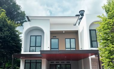 Rumah Mewah 2 Lantai Di Cirendeu Ciputat Dekat MRT Toll Lebak Bulus