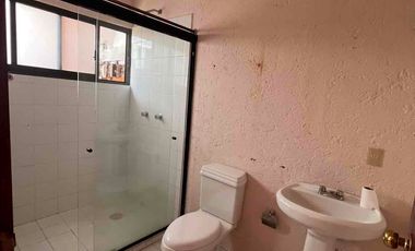 BUNGALOW IDEAL PARA EJECUTIVO O PAREJA, LOMAS DE CUERNAVACA, TEMIXCO MORELOS