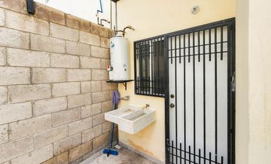 Casa en Renta en Alta California, Coto 9, Tlajomulco