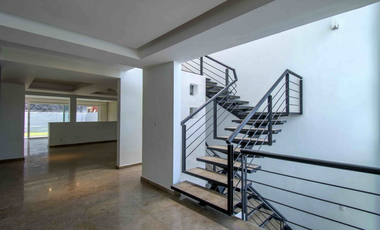 casa en venta en bosques  esmeralda