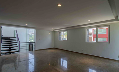 casa en venta en bosques  esmeralda