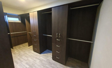 casa en venta en bosques  esmeralda