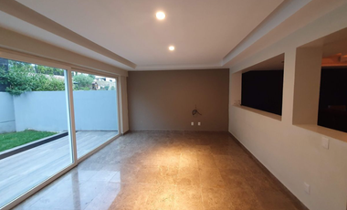 casa en venta en bosques  esmeralda