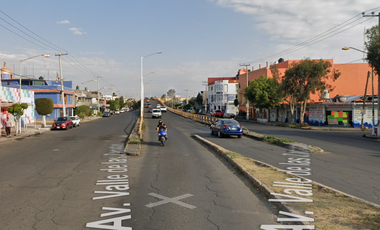 Casa en venta Col. Valle de Aragon Ecatepec