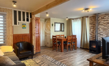 Casa 4 Dormitorios en Venta, Excelente Ubicación, Parque Villarrica