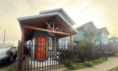 Casa 4 Dormitorios en Venta, Excelente Ubicación, Parque Villarrica