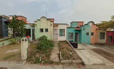 CASA EN PASEO DE TLACOTALPAN, VALENTE DÍAZ, VERACRUZ, VERACRUZ, MÉXICO. ¡NO CRÉDITOS!