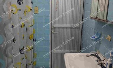 VENDO CASA SOBRE AVENIDA PRINCIPAL, DE UNA SOLA PLANTA