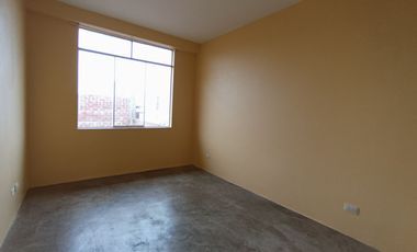 Casa De 1 Piso Frente A Colegio En Zona Estratégica De Ventanilla