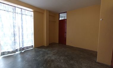 Casa De 1 Piso Frente A Colegio En Zona Estratégica De Ventanilla