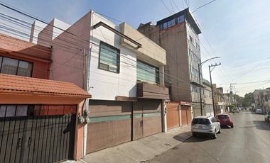 🏷️ REMATE BANCARIO – ¡Gran oportunidad en Lindavista!