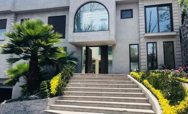 Residencia de Alta Gama en Venta – Jardines del Pedregal, Ciudad de México