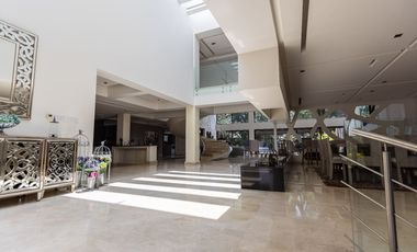 Residencia de Alta Gama en Venta – Jardines del Pedregal, Ciudad de México