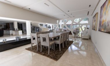 Residencia de Alta Gama en Venta – Jardines del Pedregal, Ciudad de México