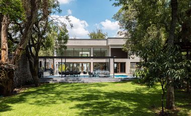 Residencia de Alta Gama en Venta – Jardines del Pedregal, Ciudad de México