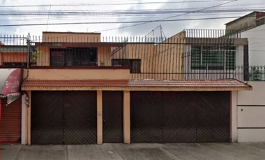 CASA EN VENTA   NICOLAS LEON   JARDIN BALBUENA CDMX.  RECUPERACION BANCARIA