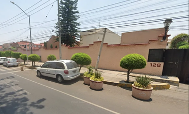 BONITA CASA EN CALZADA DEL HUESO 128. EN VENTA (REMATE BANCARIO)